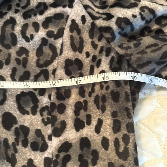 Rafaella Short Animal print 3/4 length sleeve Jacket size Large - Picture 8 of 10